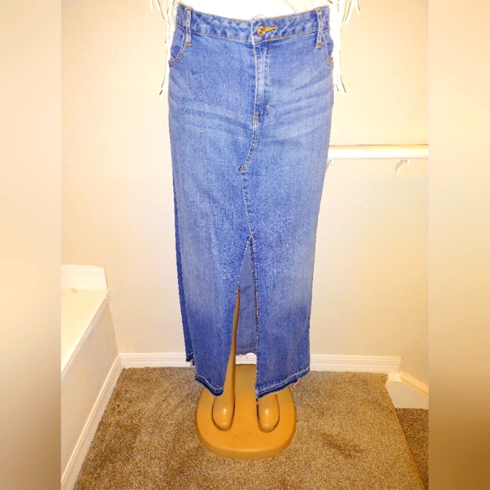 Bisou Bisou Jeans Skirt